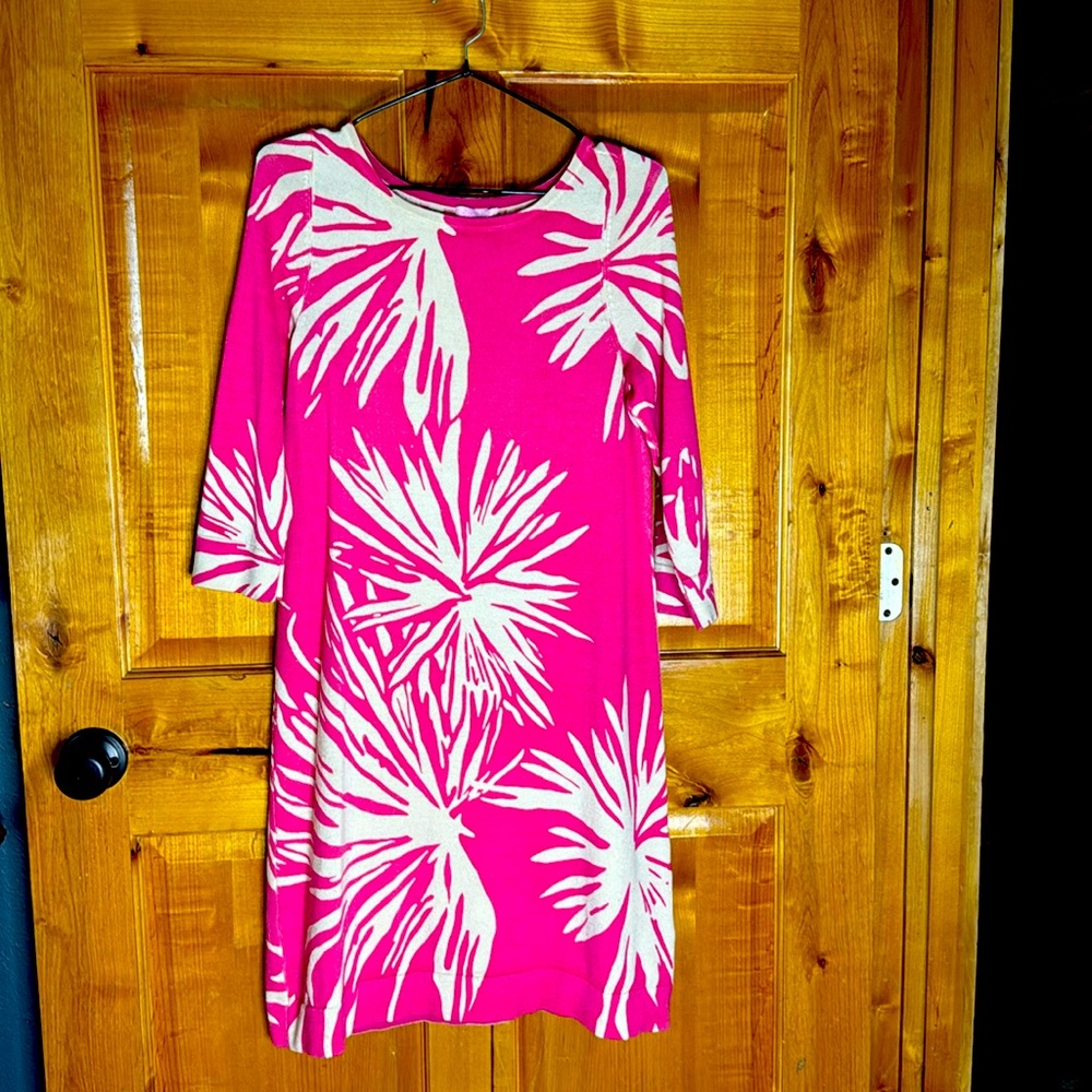 Lilly Pulitzer pink knit 3/4 sleeve dress